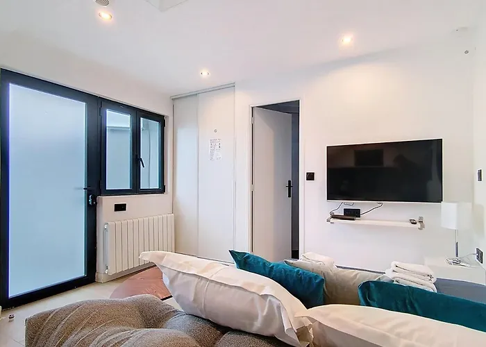 Be Happy - Апартаменты *